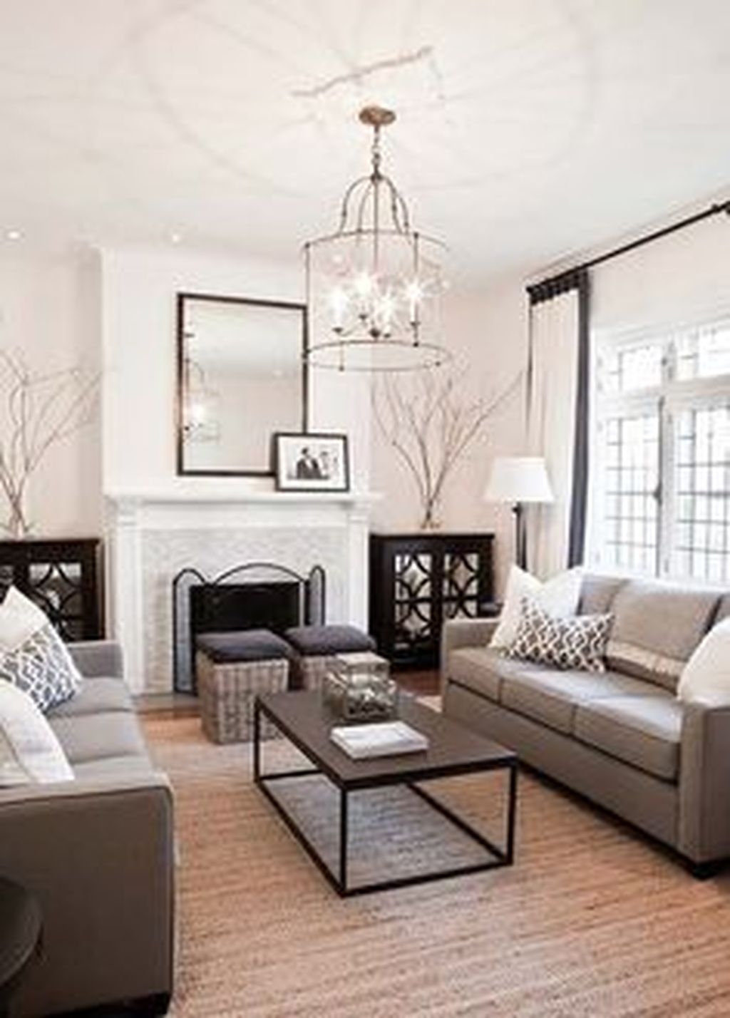 Latest Formal Living Room Decor Ideas To Look Elegant 07