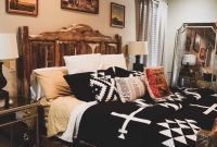 Modern Rustic Master Bedroom Design Ideas 02