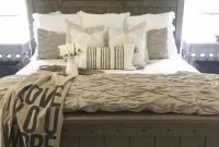 Modern Rustic Master Bedroom Design Ideas 09