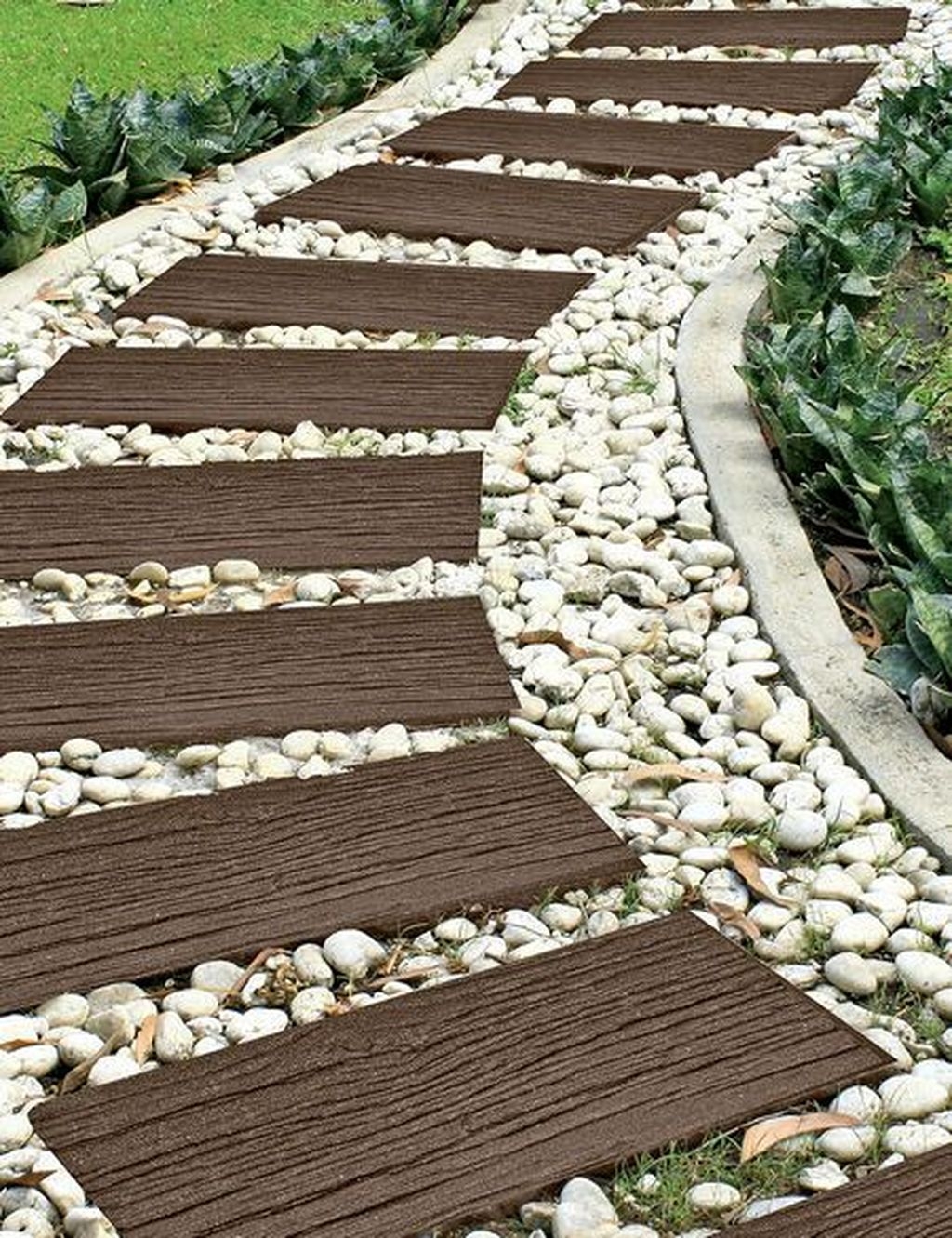 Newest Stepping Stone Pathway Ideas For Your Garden 01