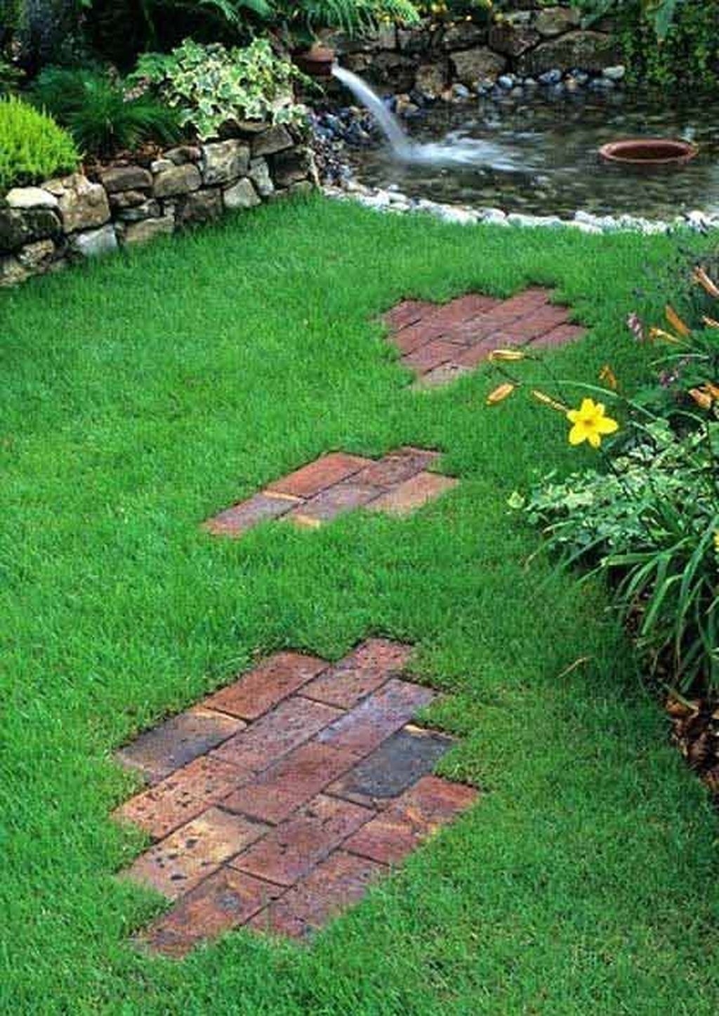 Newest Stepping Stone Pathway Ideas For Your Garden 06