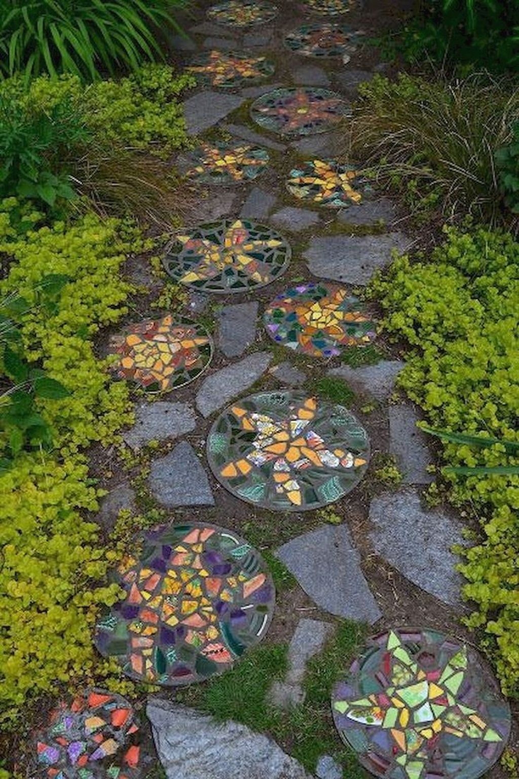 Newest Stepping Stone Pathway Ideas For Your Garden 12