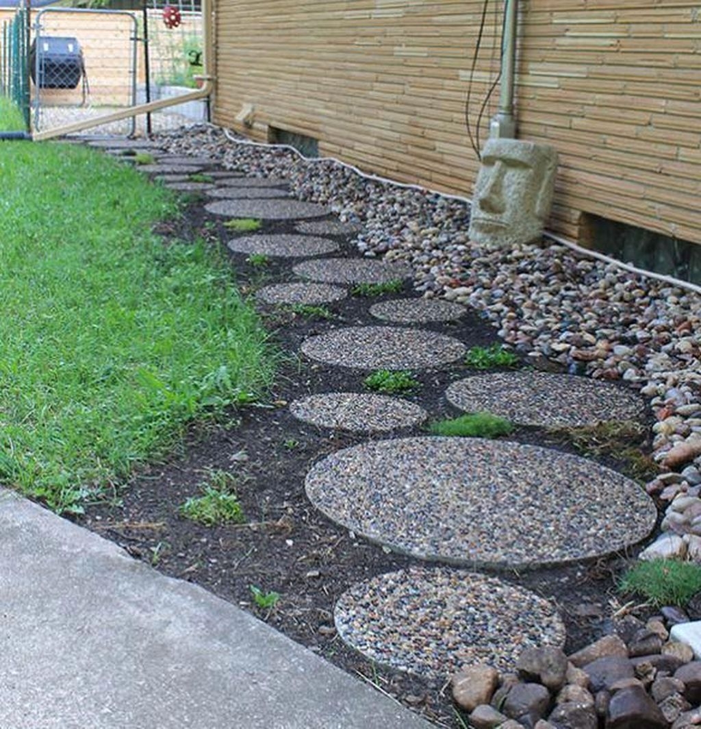 Newest Stepping Stone Pathway Ideas For Your Garden 16
