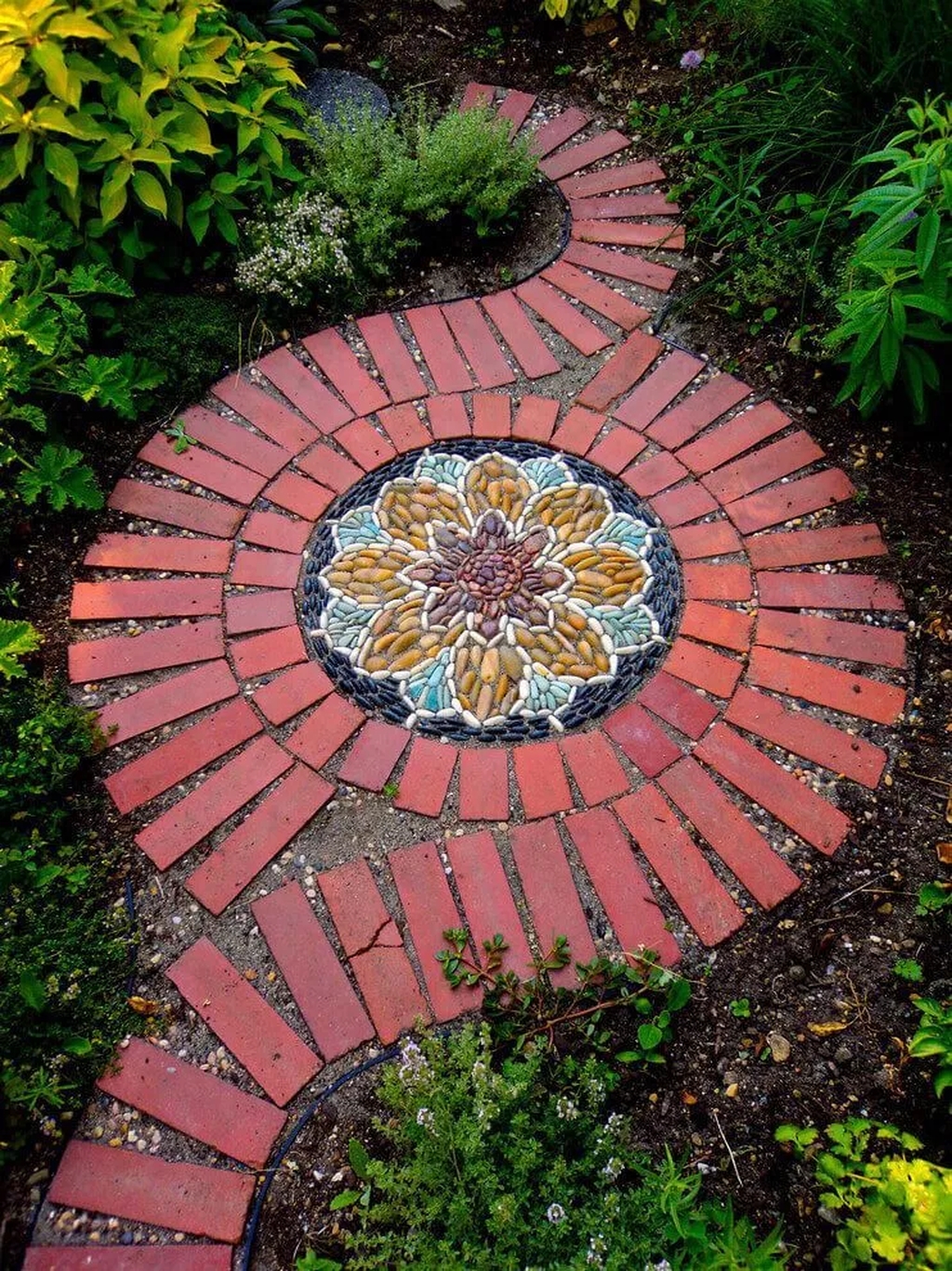 Newest Stepping Stone Pathway Ideas For Your Garden 18