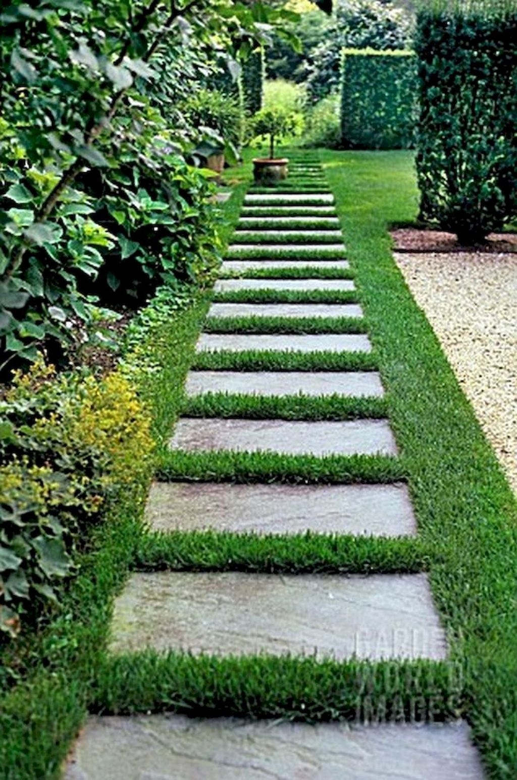 Newest Stepping Stone Pathway Ideas For Your Garden 26