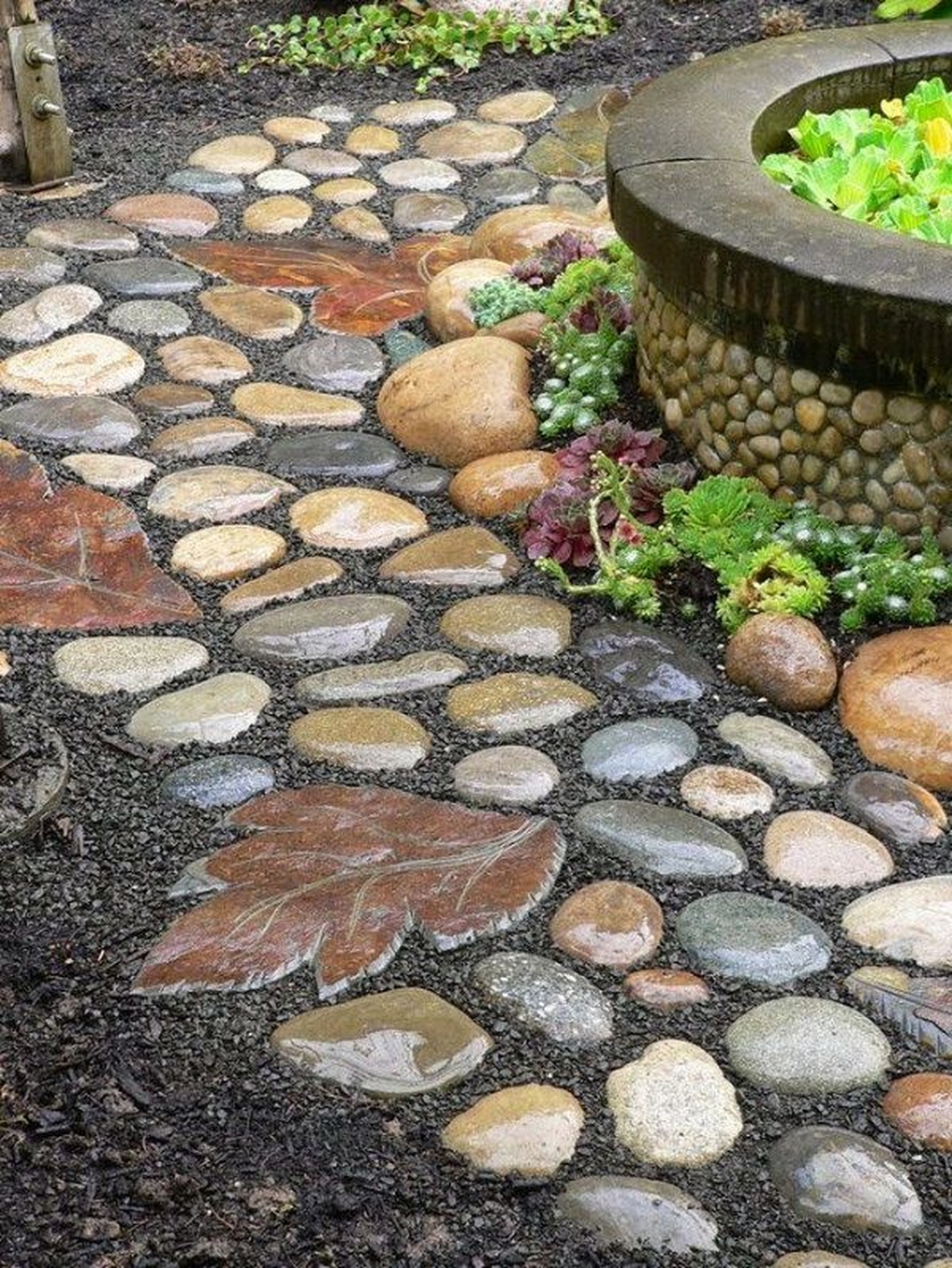 Newest Stepping Stone Pathway Ideas For Your Garden 38