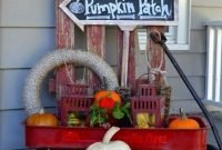 Perfect Fall Outdoor Decoration For Your Inspiration 02