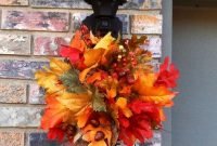 Perfect Fall Outdoor Decoration For Your Inspiration 27