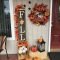 Perfect Fall Outdoor Decoration For Your Inspiration 31