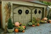 Perfect Fall Outdoor Decoration For Your Inspiration 32
