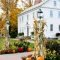 Perfect Fall Outdoor Decoration For Your Inspiration 38