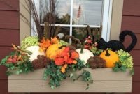 Perfect Fall Outdoor Decoration For Your Inspiration 50