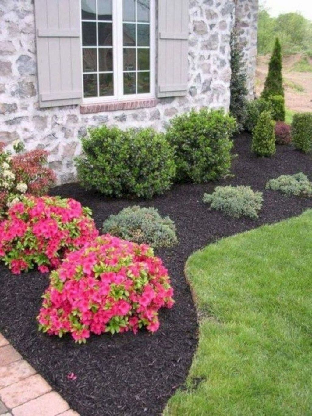 Popular Front Yard Landscaping Ideas With Porch 02