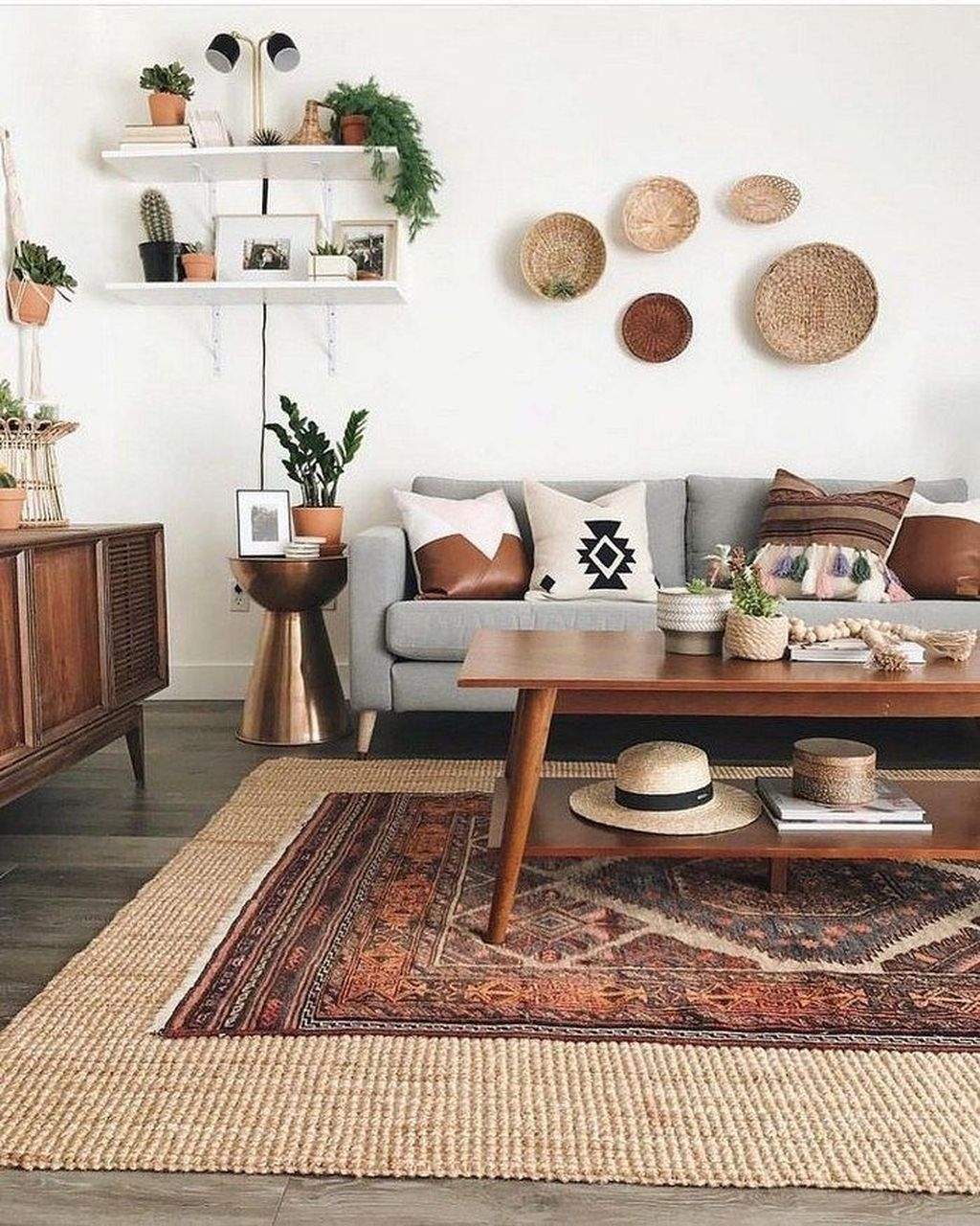 Rustic Living Room Decoration Ideas With Bohemian Style 02