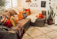 Rustic Living Room Decoration Ideas With Bohemian Style 03