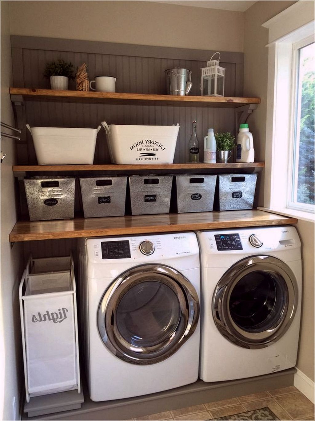 Stunning Small Laundry Room Design Ideas 03