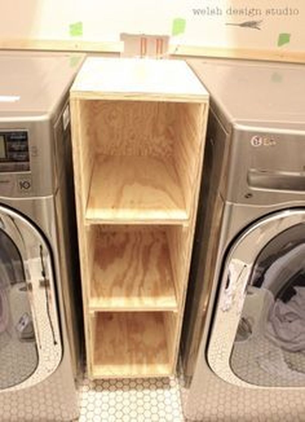 Stunning Small Laundry Room Design Ideas 38