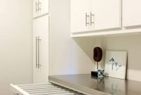 Stunning Small Laundry Room Design Ideas 39