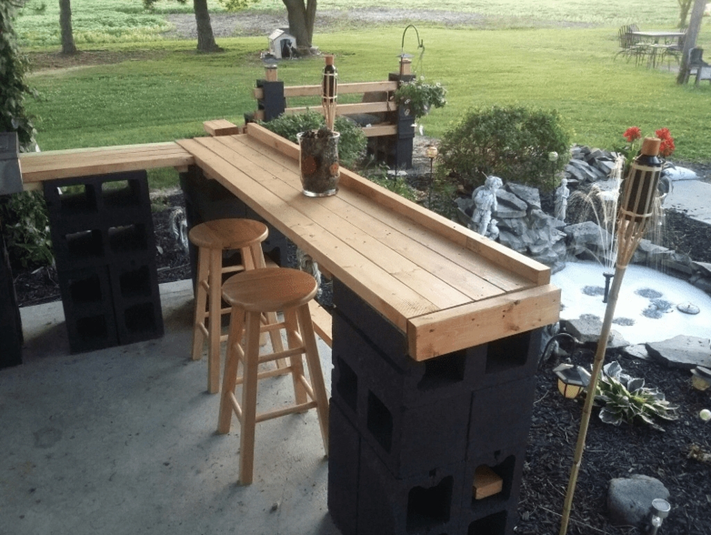 Unusual DIY Outdoor Bar Ideas On A Budget 06