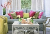 Adorable Colorful Pillow Ideas For Cozy Living Room 02