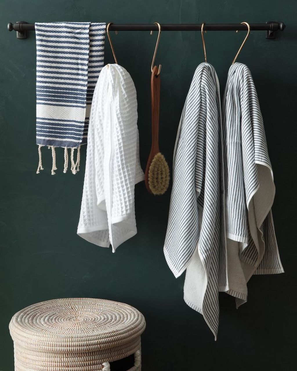 Affordable Towel Ideas For Best Bathroom Inspiration 28