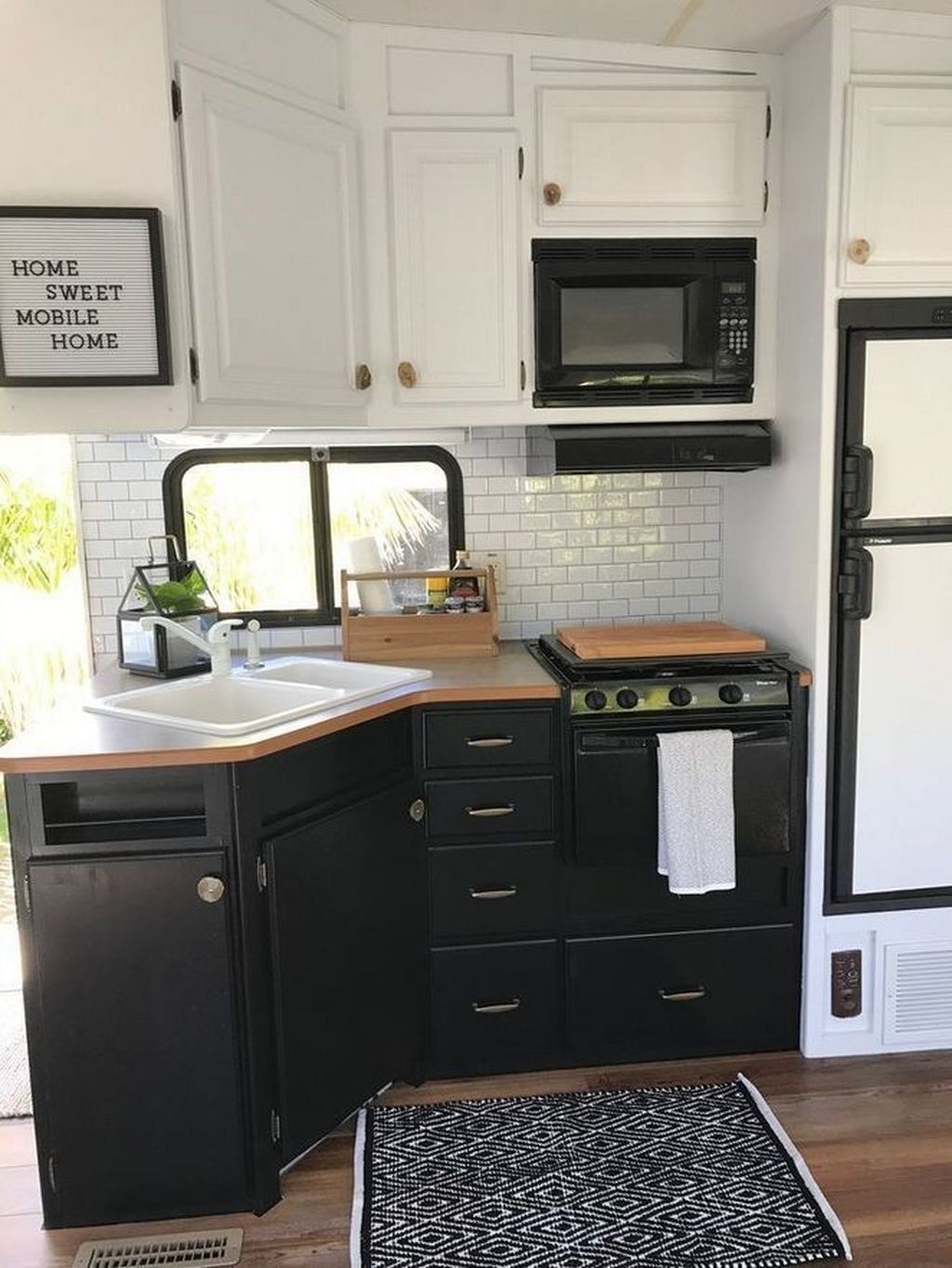 Best RV Kitchen Storage Ideas For Cozy Cook When The Camping 10