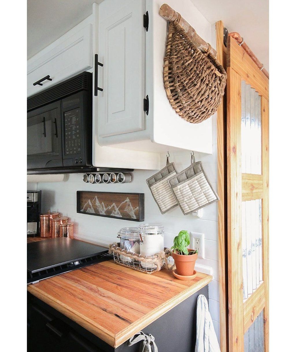 Best RV Kitchen Storage Ideas For Cozy Cook When The Camping 13