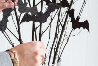 Cool DIY Halloween Decoration Ideas For Limited Budget 31