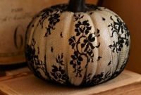 Cute Halloween Pumpkin Decoration Ideas For More Fun 07
