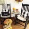 Easy And Simple Fall Porch Decoration Ideas You Must Try 34