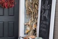 Easy And Simple Fall Porch Decoration Ideas You Must Try 42