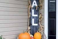 Easy And Simple Fall Porch Decoration Ideas You Must Try 43