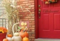 Easy And Simple Fall Porch Decoration Ideas You Must Try 44