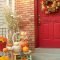 Easy And Simple Fall Porch Decoration Ideas You Must Try 44
