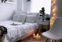 Fabulous DIY Small Bedroom Decoration Ideas On A Budget 29