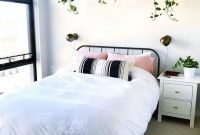 Fabulous DIY Small Bedroom Decoration Ideas On A Budget 32