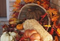 Favorite Fall Decoration Ideas For Outdoor 32