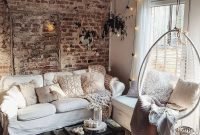 Inspiring Living Room Wall Decoration Ideas You Can Try 20