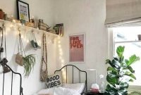 Minimalist Bedroom Decoration Ideas That Looks More Cool 44