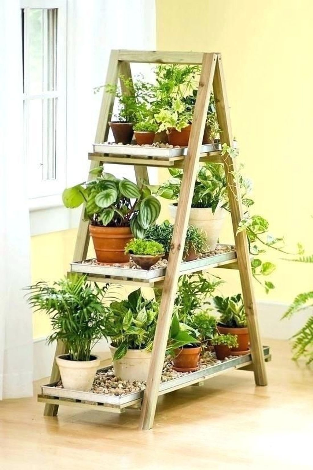 Popular Indoor Plant Stands Ideas For Fresh Home Inspiration 44