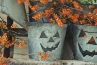 Spooky Home Decoration Ideas To Celebrate Halloween 24