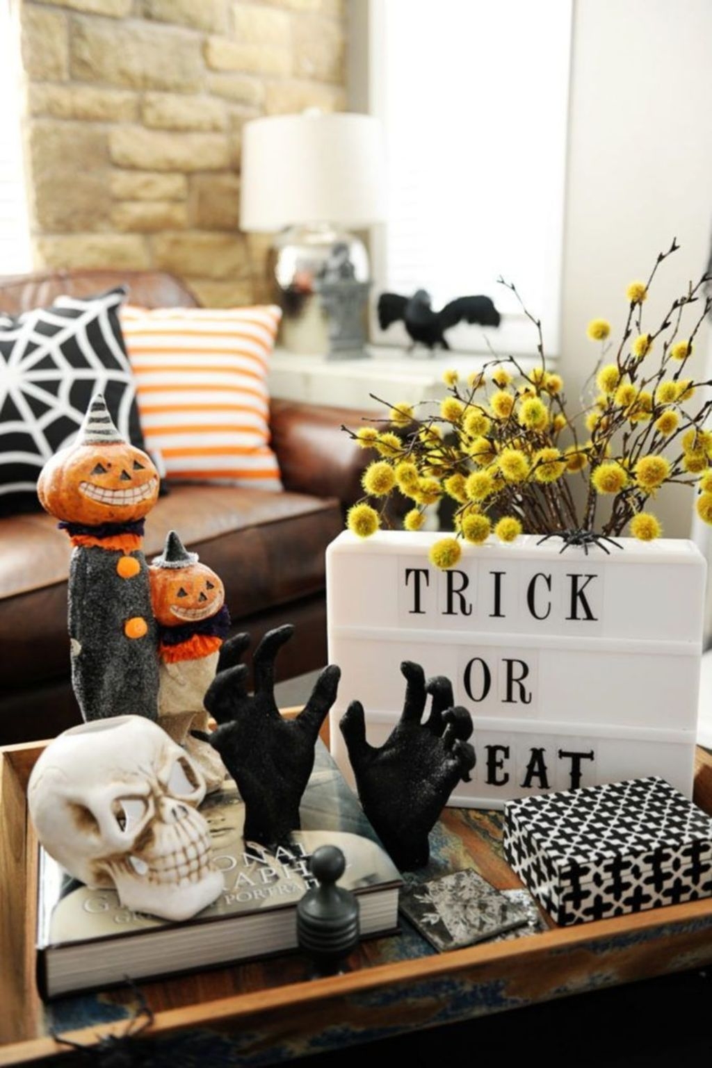 Spooky Home Decoration Ideas To Celebrate Halloween 38