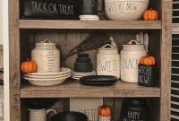 Spooky Touch For Your Kitchen Decoration On Halloween 31
