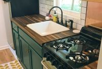 Wonderful Kitchen Cabinets Ideas For Your Tiny House 17