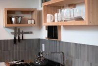 Wonderful Kitchen Cabinets Ideas For Your Tiny House 25