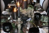 Astonishing Halloween Table Decoration That Perfect For This Year 27
