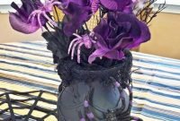 Astonishing Halloween Table Decoration That Perfect For This Year 41
