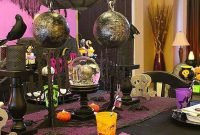 Astonishing Halloween Table Decoration That Perfect For This Year 42
