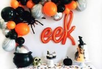 Astonishing Halloween Table Decoration That Perfect For This Year 43