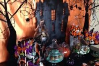 Astonishing Halloween Table Decoration That Perfect For This Year 48